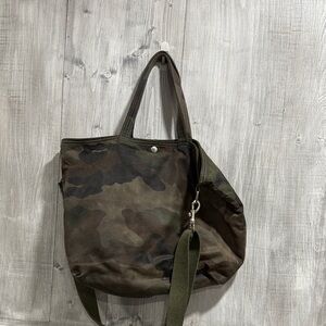 Ikabags Paris waxed canvas green camouflage tote bag